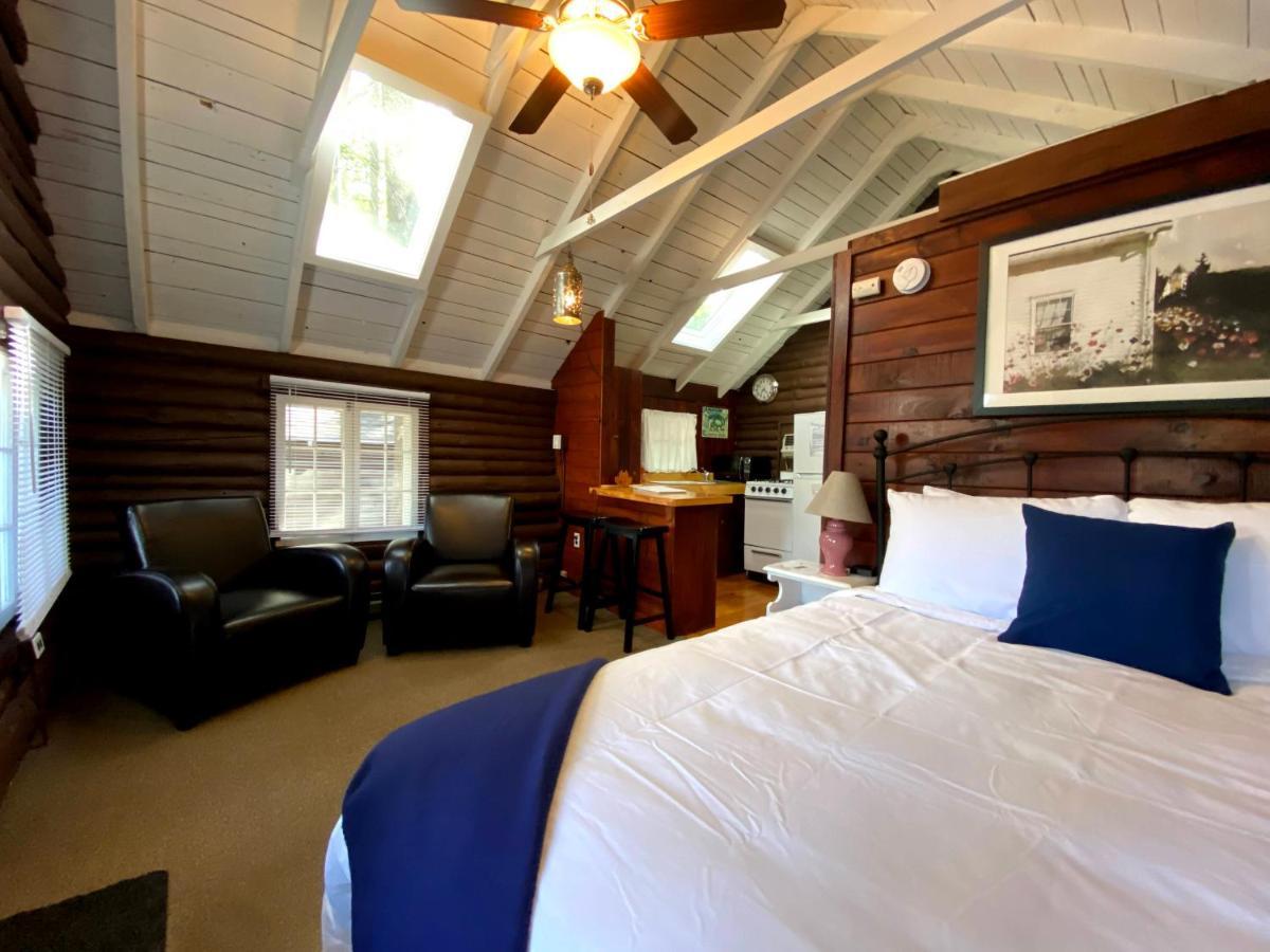 Pine Grove Cottages Lincolnville Exterior foto